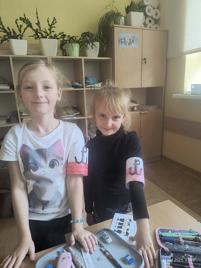 572434514_1232563262238308_4437098559264922703_n_1_1